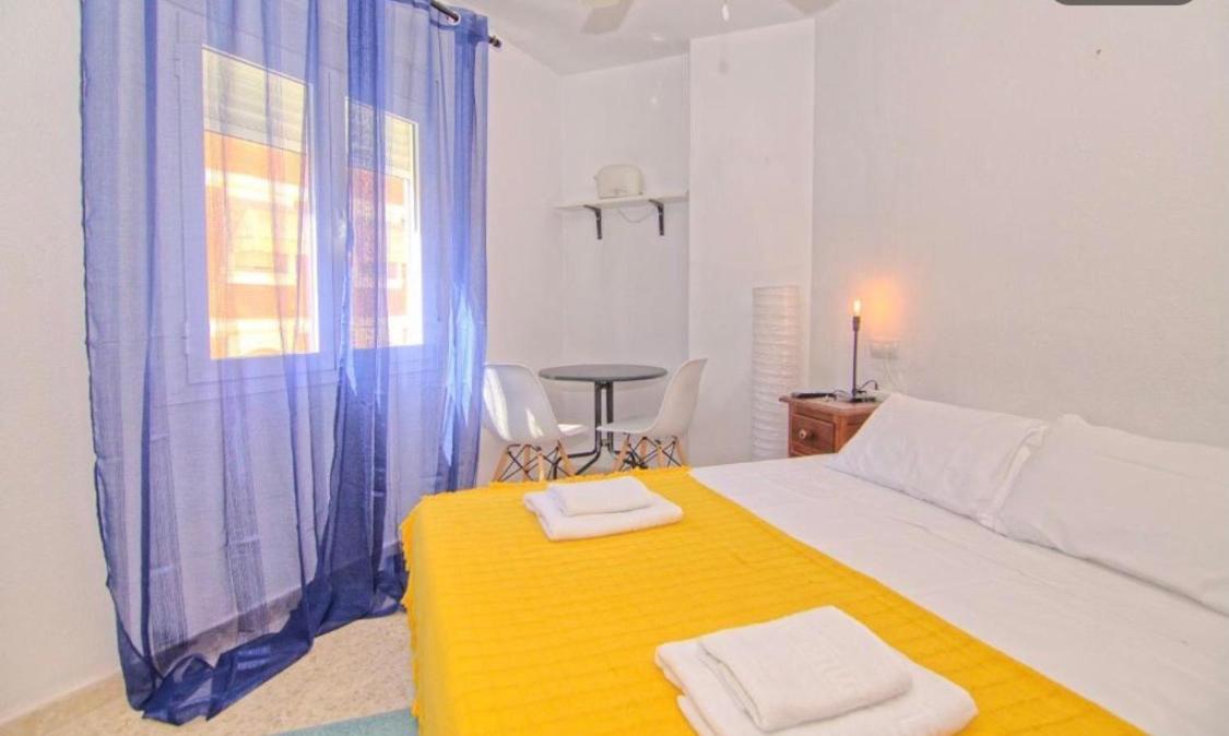 Low Cost Rooms Malaga River Exterior photo